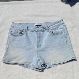 Judy Blue Pastel Light Wash Denim Jean Shorts
